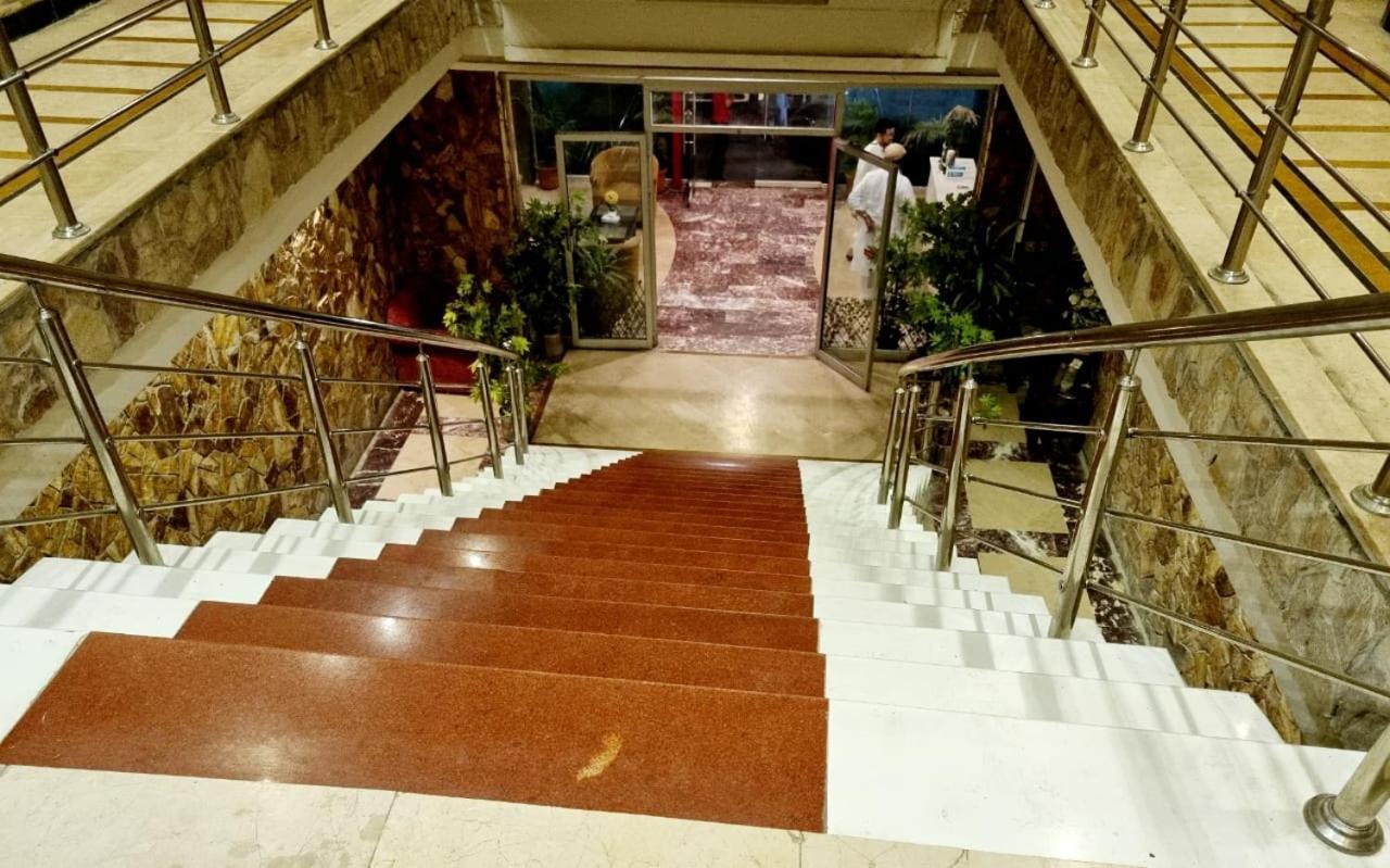 Triple One Hotel Abbottabad Luaran gambar